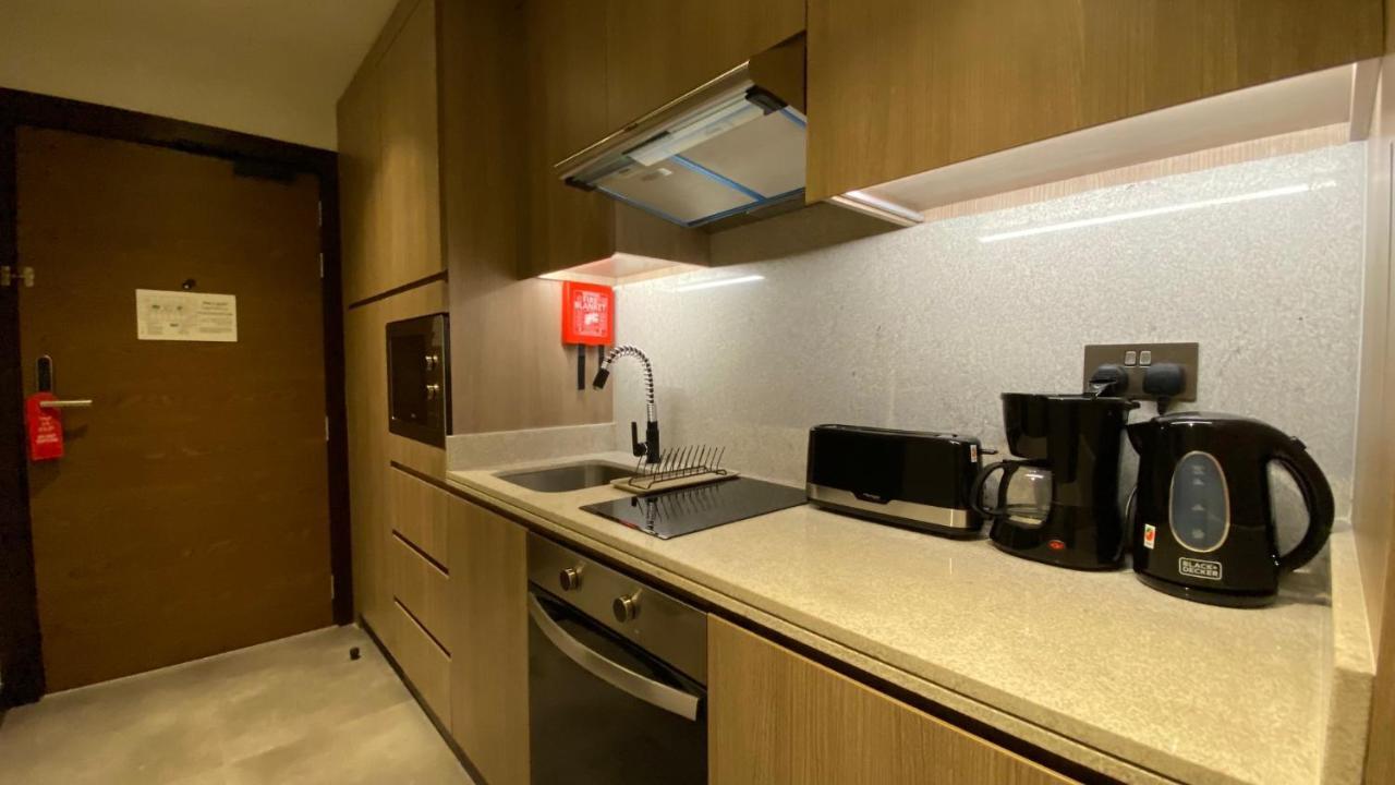 דובאי Sitara Hotel Apartment מראה חיצוני תמונה