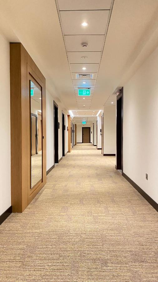 דובאי Sitara Hotel Apartment מראה חיצוני תמונה
